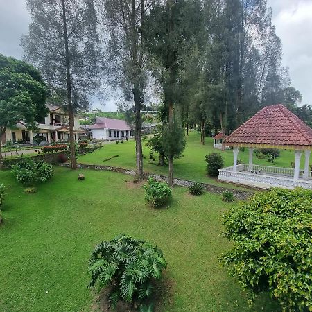 Oyo 93062 Sibayak Multinational Rest House Berastagi Exterior foto